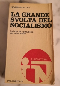 LA MOSCA AL NASO di 