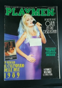 PlayMen anno VIII n. 2  Febbario 1974     Poster presente di 