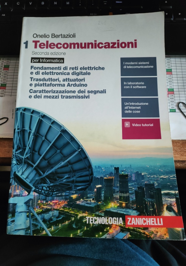 Nuovo tecnologie e progettazione di sistemi informatici e di telecomunicazioni. Per l�articolazione informatica degli istituti tecnici settore ... Con e-book. Con espansione online (Vol. 1) Copertina flessibile di 