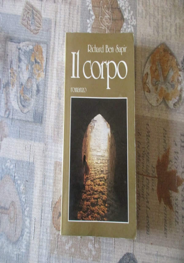 LA TUNICA di 