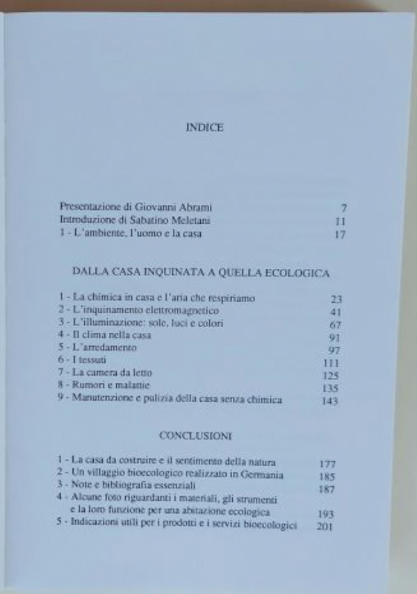 L’ABITAZIONE ECOLOGICA. ARREDARE, VESTIRE, DORMIRE E VIVERE ECOLOGICAMENTA IN CASA di Simona Sacchetti