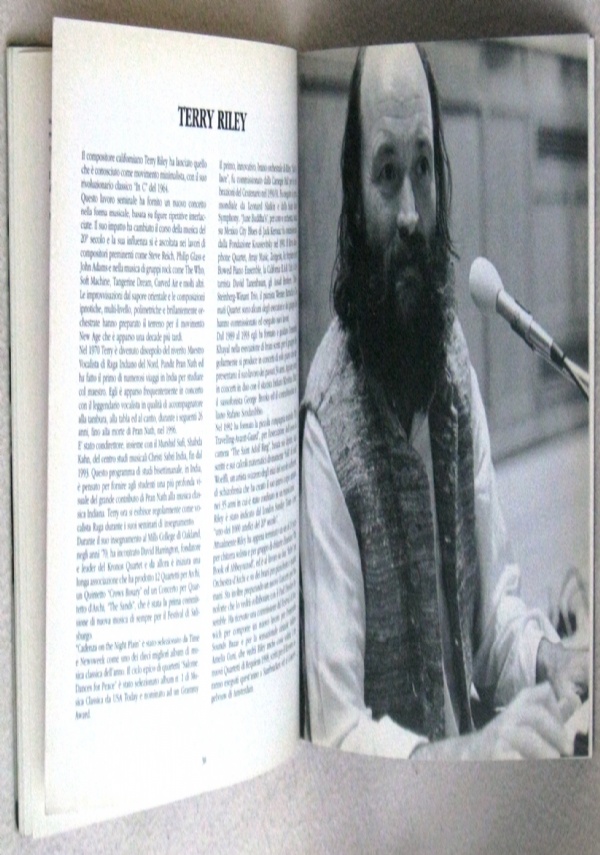 4 PIANOFORTI - CHARLEMAGNE PALESTINE, MICHAEL HARRISON, PHILIP GLASS, TERRY RILEY - 1°ed.1999 di Fabio Sargentini.