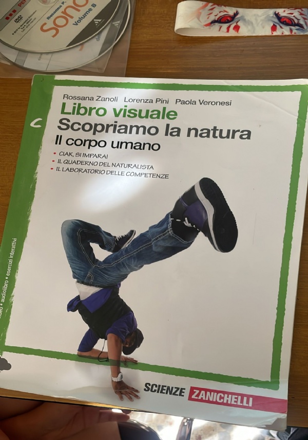 Libro Visuale. scopriamo la natura. La terra D di 
