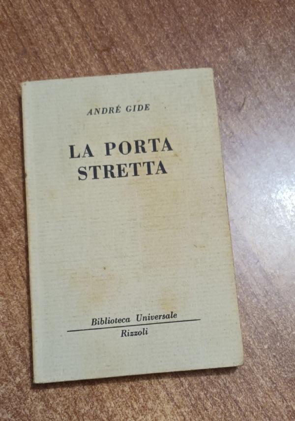 L�INGENUO E COSI� SANTA di 