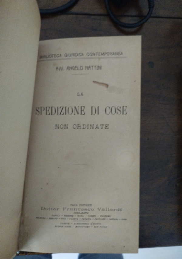 GRAFFI E CAREZZE  EPIGRAMMI di 