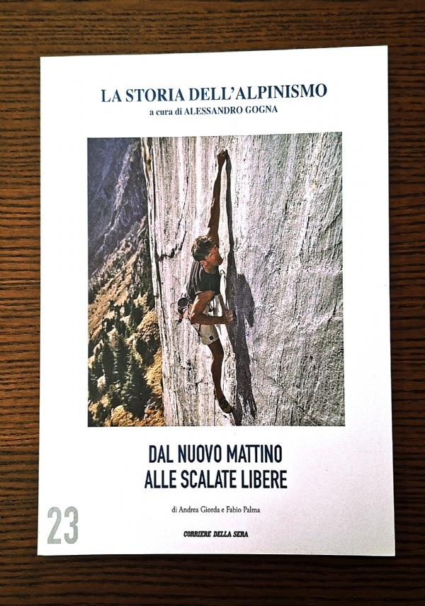 RITRATTI DA PARETE di 