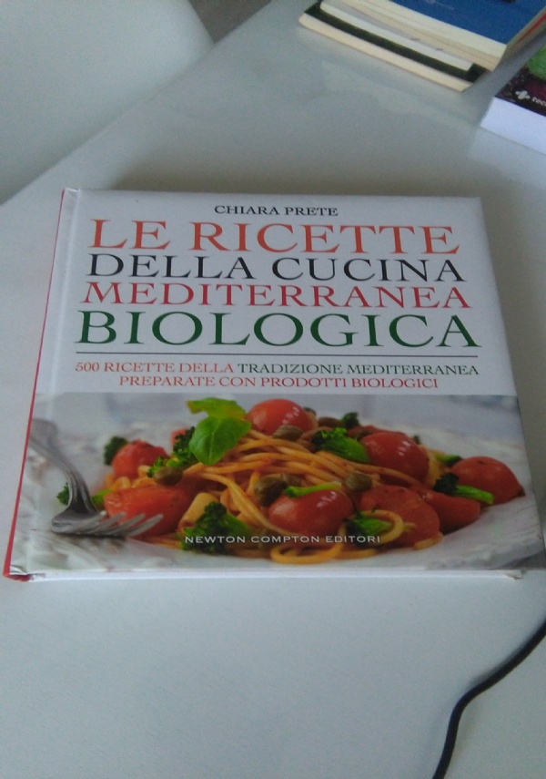 MANGIARE WOW. LA RIVOLUZIONE INIZIA DALLA DISPENSA di 