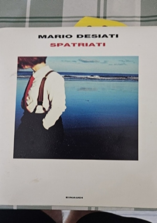 SPATRIATI di MARIO DESIATI