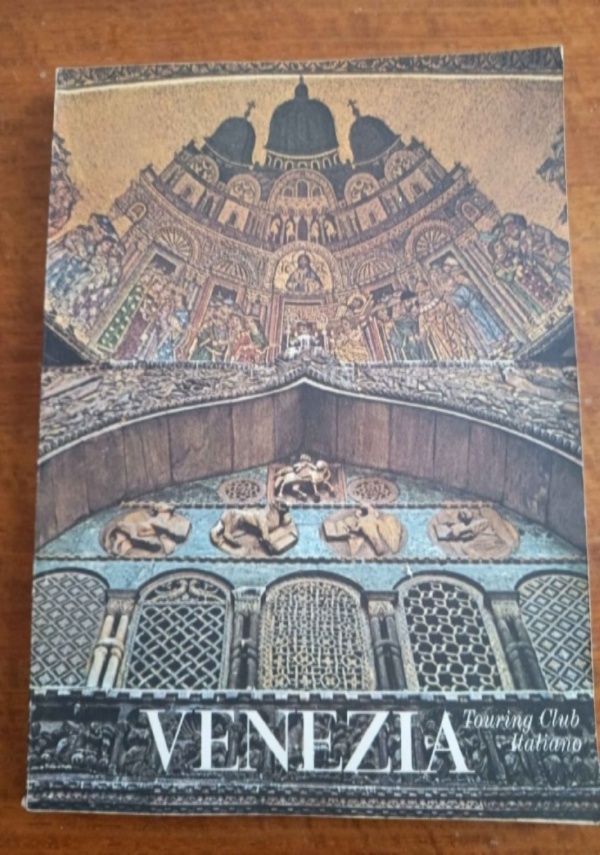 L� ITALIA IN 300 IMMAGINI di 