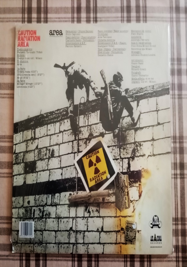 Caution Radiation Area lp di Area