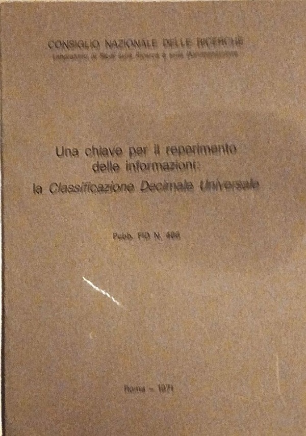 Quarantatr� funzionari di bilioteca nel Comune di Roma. Teoria e test per la prova preselettiva e le prove scritte di 