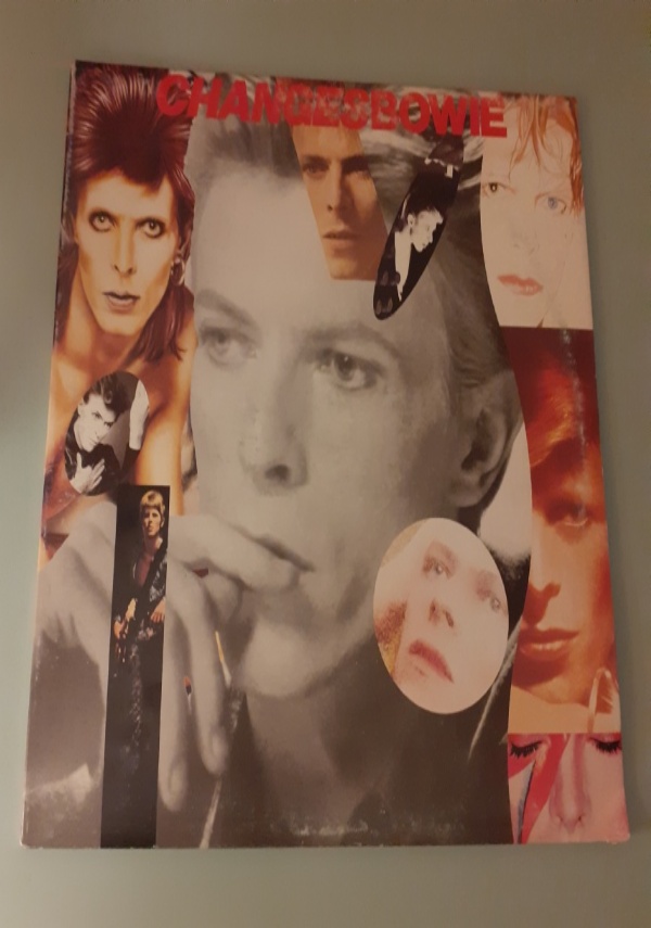 CHANGESBOWIE di DAVID BOWIE